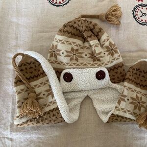 Sherpa Lined Knit Trapper Hat – Fair Isle Snowflake Pattern, Tan & Cream